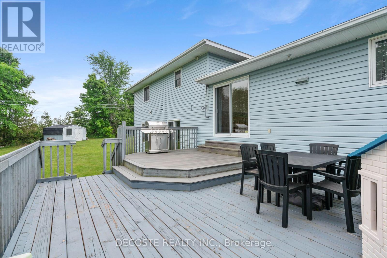 20351 Pineview Crescent, South Glengarry, Ontario  K0C 1A0 - Photo 40 - X12206356