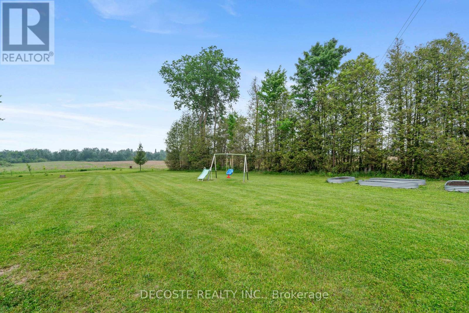 20351 Pineview Crescent, South Glengarry, Ontario  K0C 1A0 - Photo 41 - X12206356