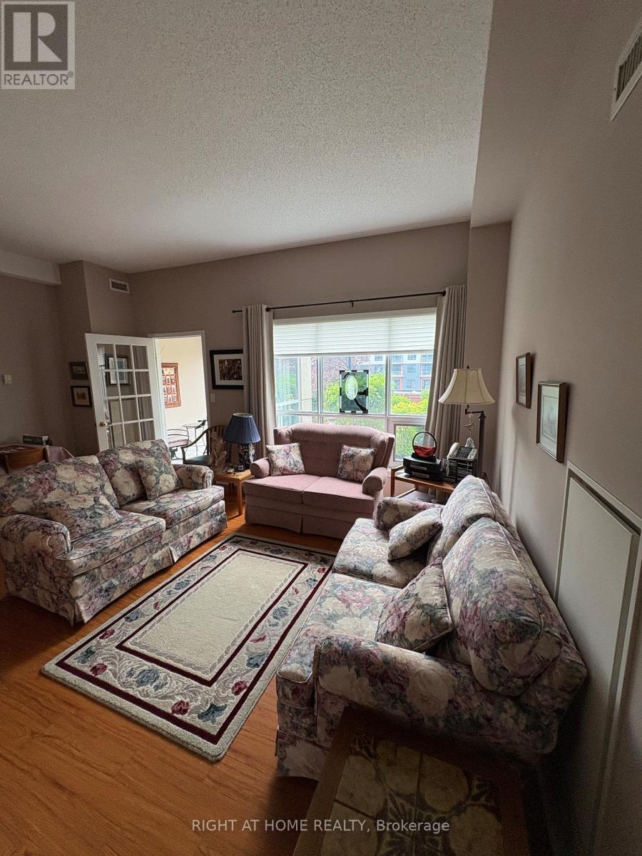 109 - 90 Dean Avenue, Barrie (Painswick South), Ontario  L4N 0M3 - Photo 21 - S12206270