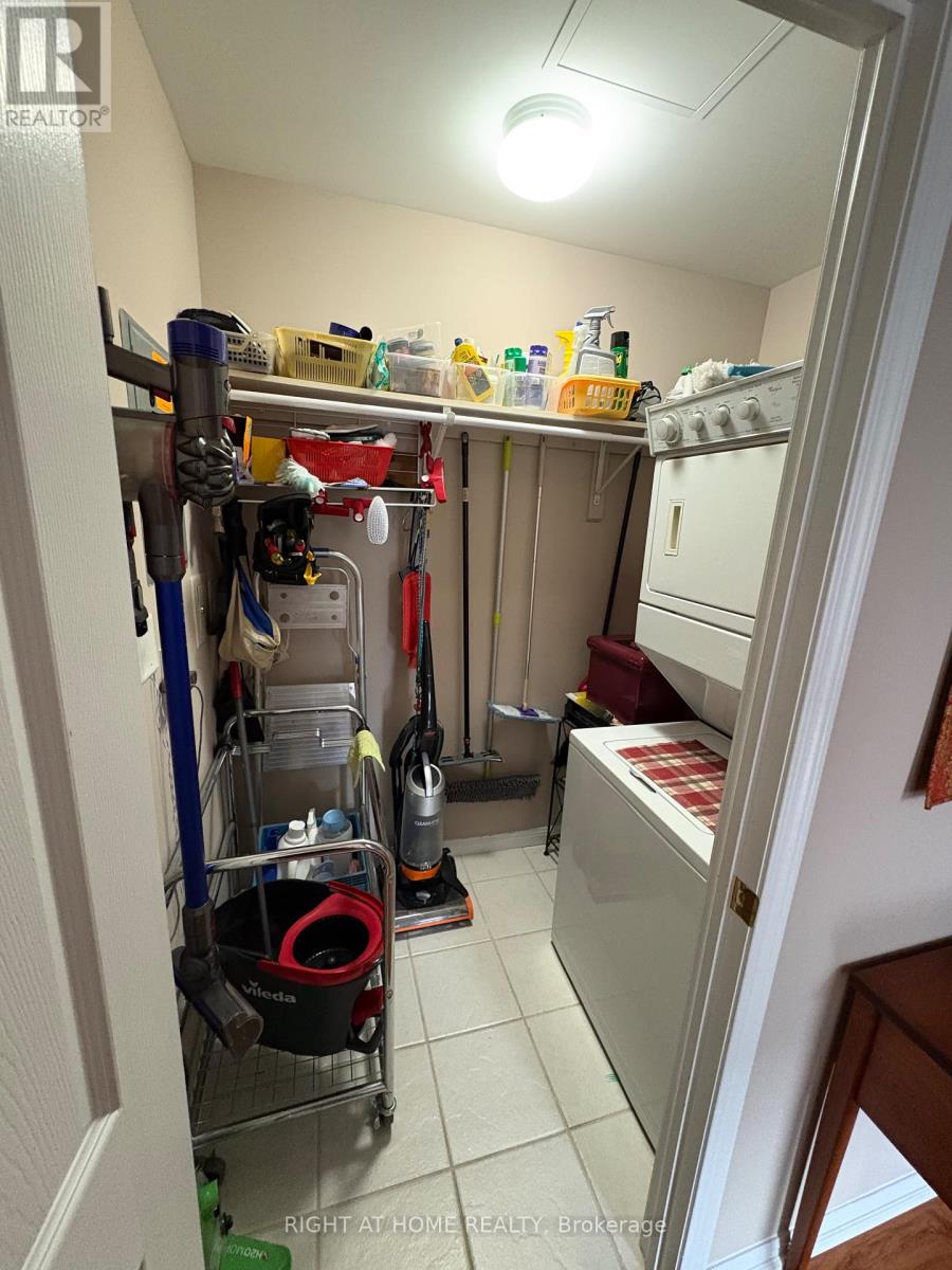 109 - 90 Dean Avenue, Barrie, Ontario  L4N 0M3 - Photo 32 - S12206270