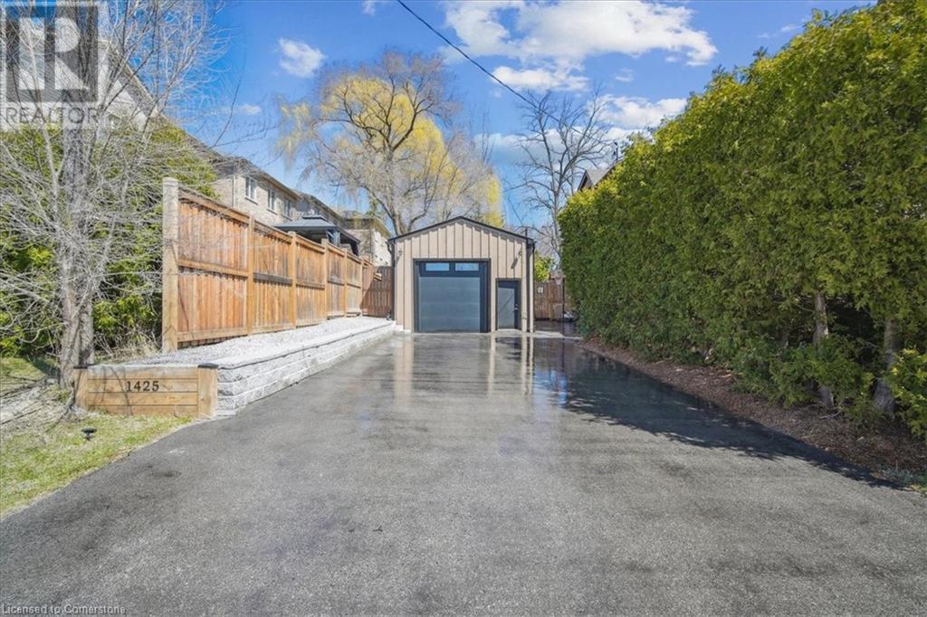 1425 Plains Road W, Burlington, Ontario  L7T 1H8 - Photo 45 - 40738773