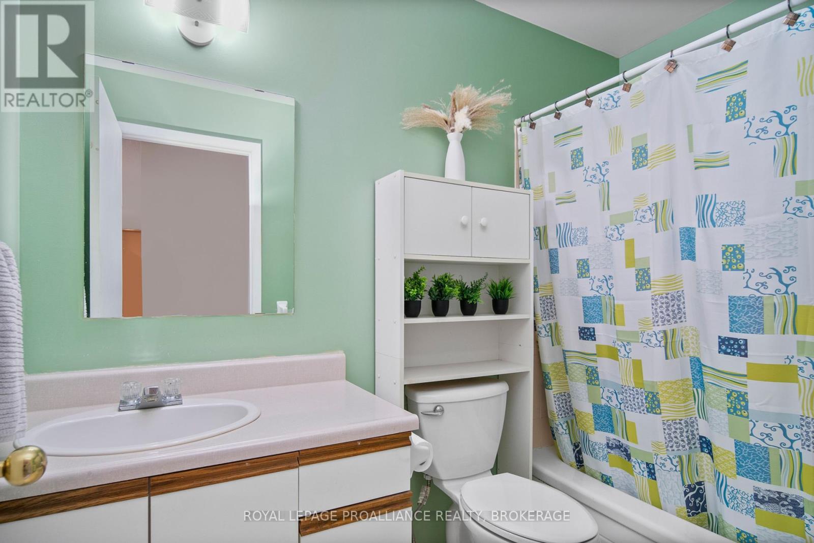 405 - 550 Talbot Place, Gananoque, Ontario  K7G 3C6 - Photo 18 - X11996845