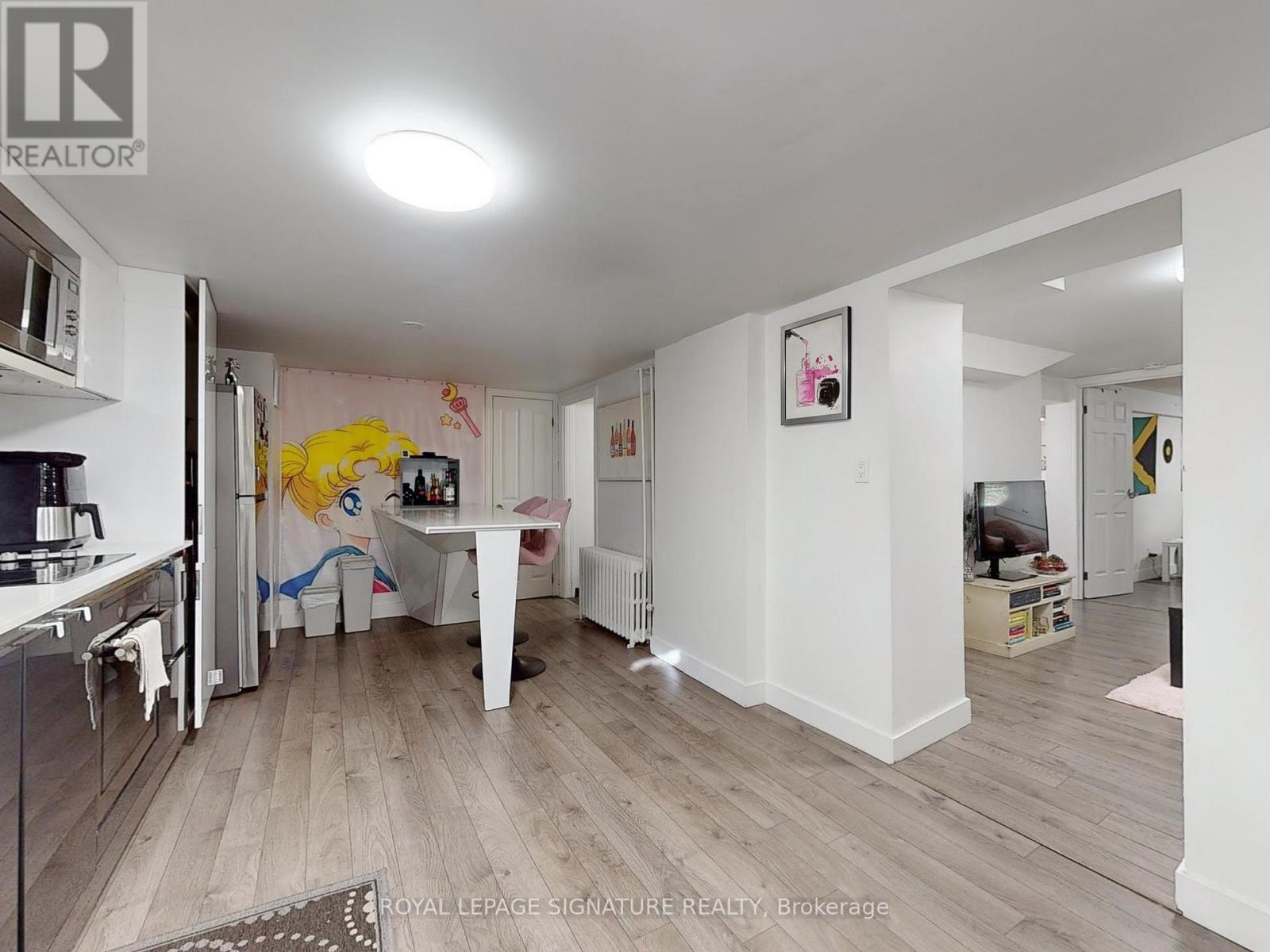 134 Pendrith Street, Toronto, Ontario  M6G 1R7 - Photo 22 - W12206105