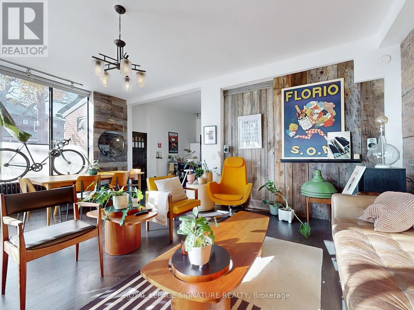 134 Pendrith Street, Toronto, Ontario  M6G 1R7 - Photo 8 - W12206105