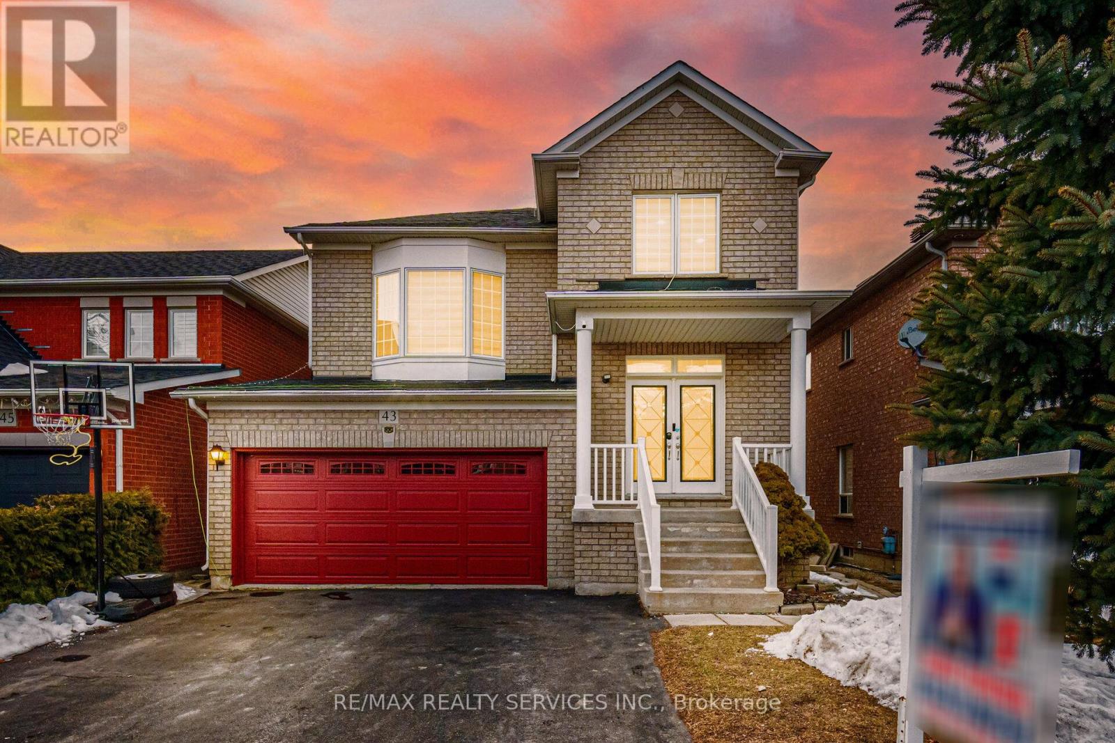 43 SEDGEWICK CIRCLE, Brampton, Ontario