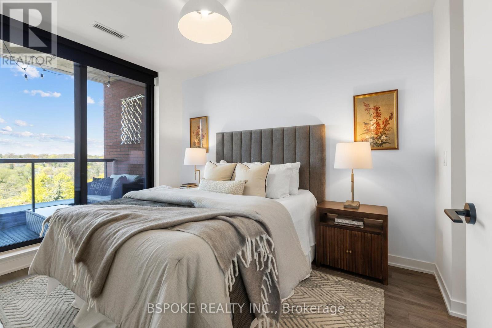 501 - 2118 Bloor Street W, Toronto, Ontario  M6S 0A6 - Photo 10 - W12206121