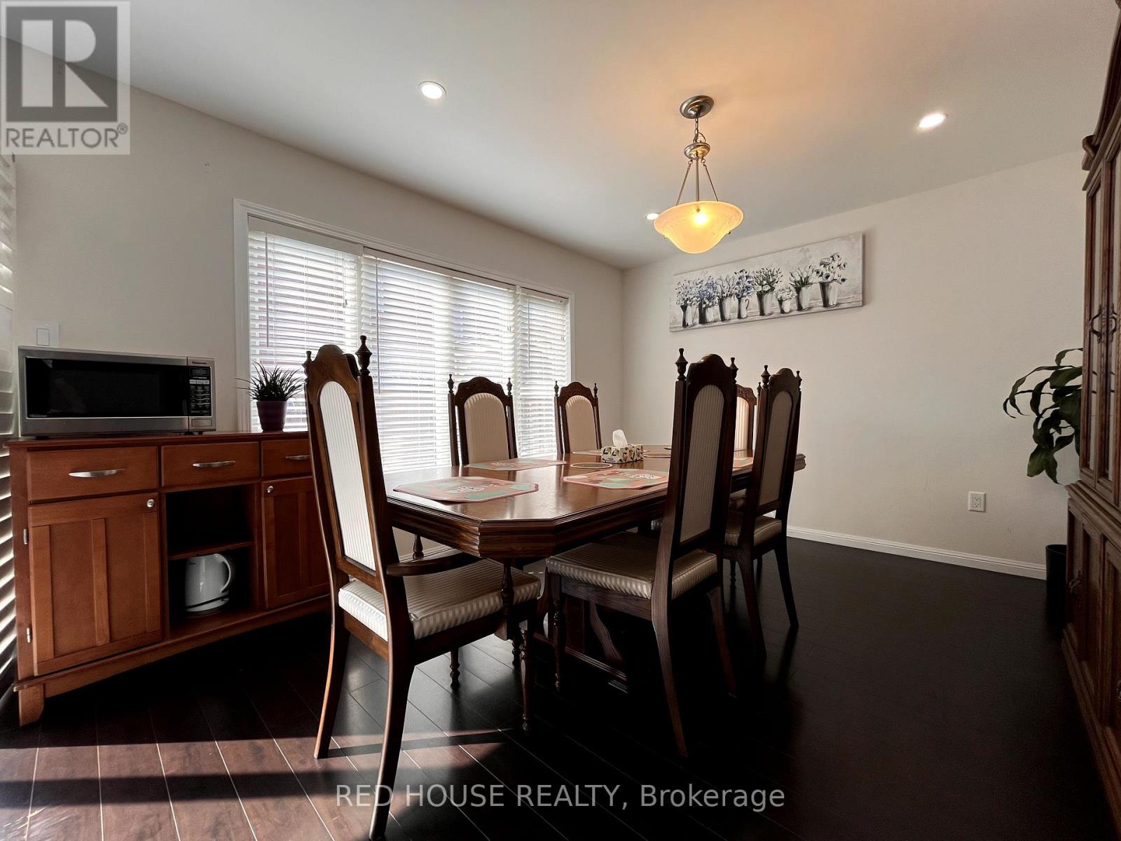 747 Winn Trail, Milton, Ontario  L9T 7R6 - Photo 8 - W12206141
