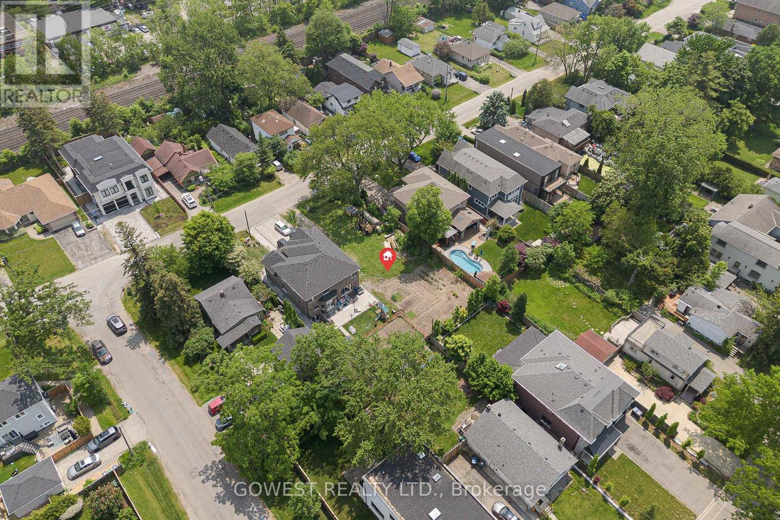 75 Troy Street, Mississauga, Ontario  L5G 1S6 - Photo 21 - W12206158