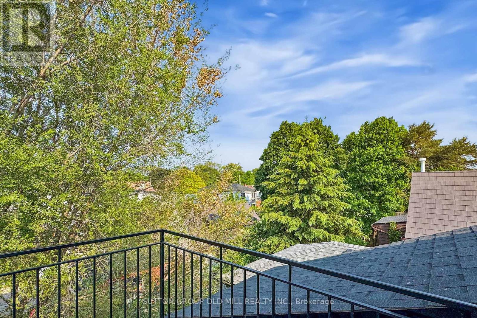171 Brookside Avenue, Toronto, Ontario  M6S 4G8 - Photo 26 - W12206198