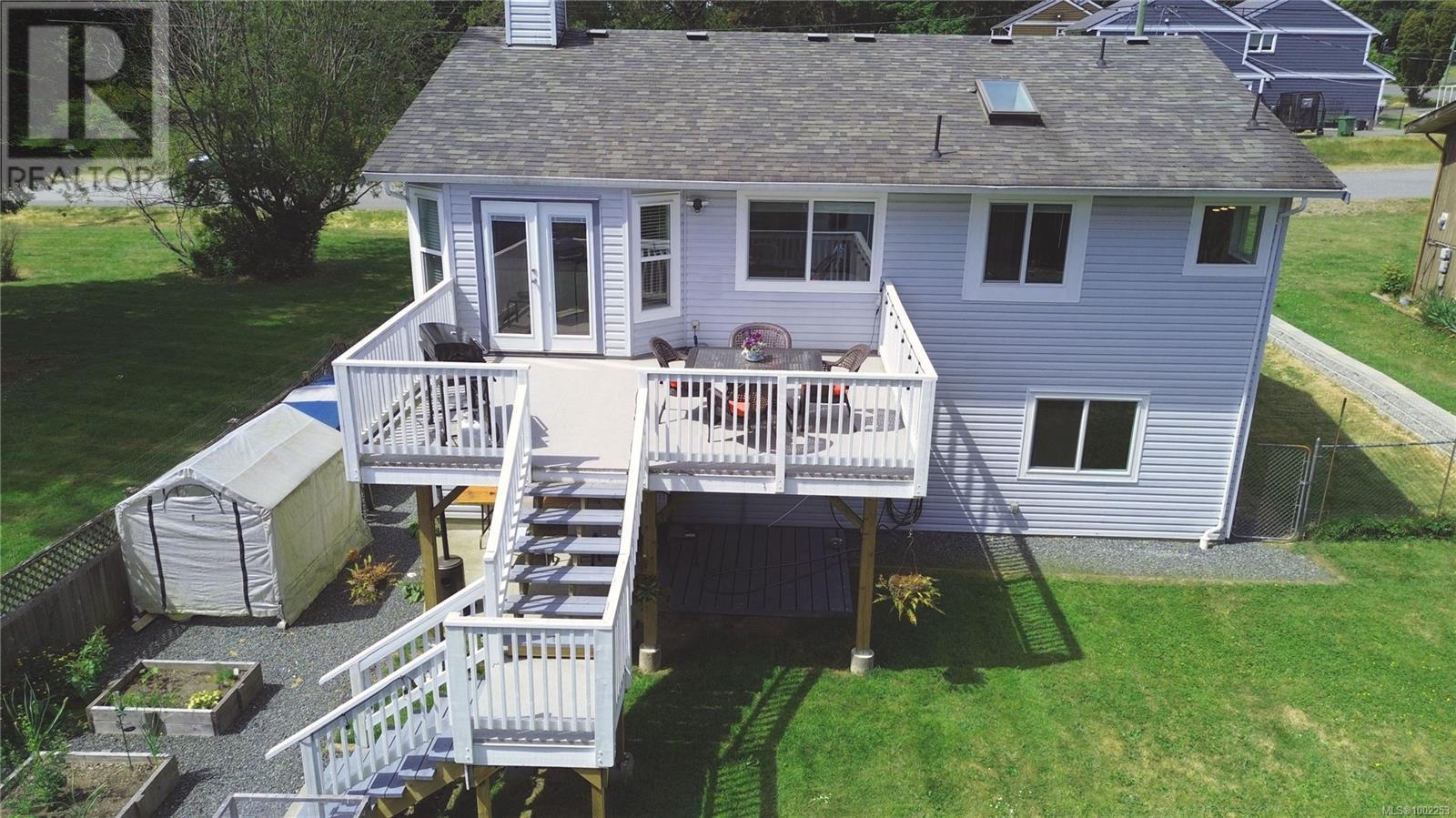 Property at 2113 Amethyst Way image 2