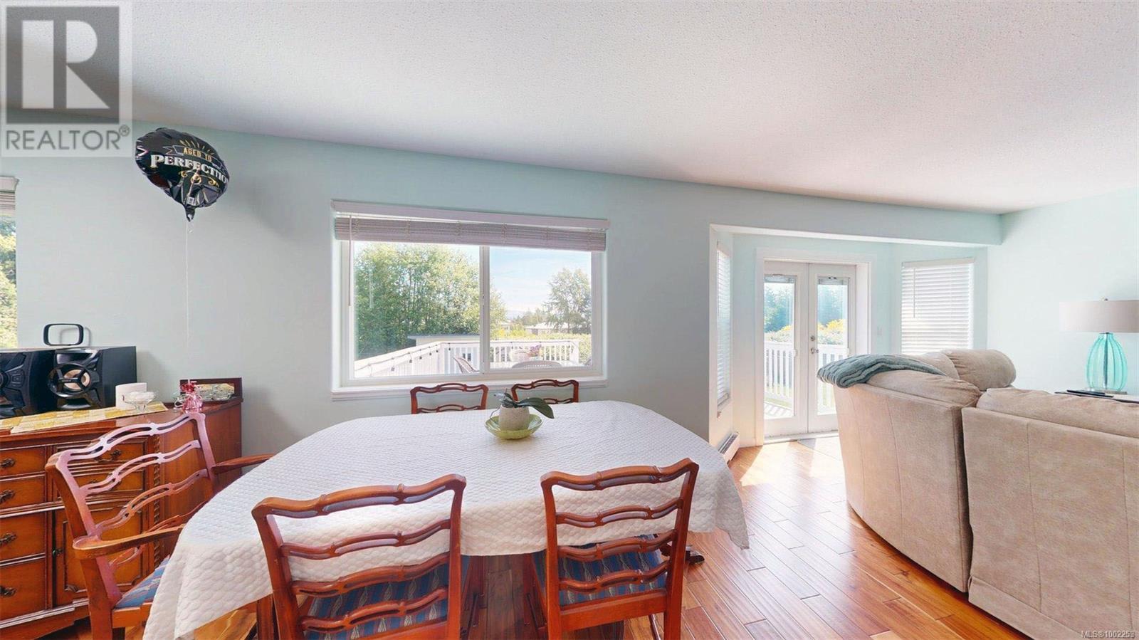Property at 2113 Amethyst Way image 3