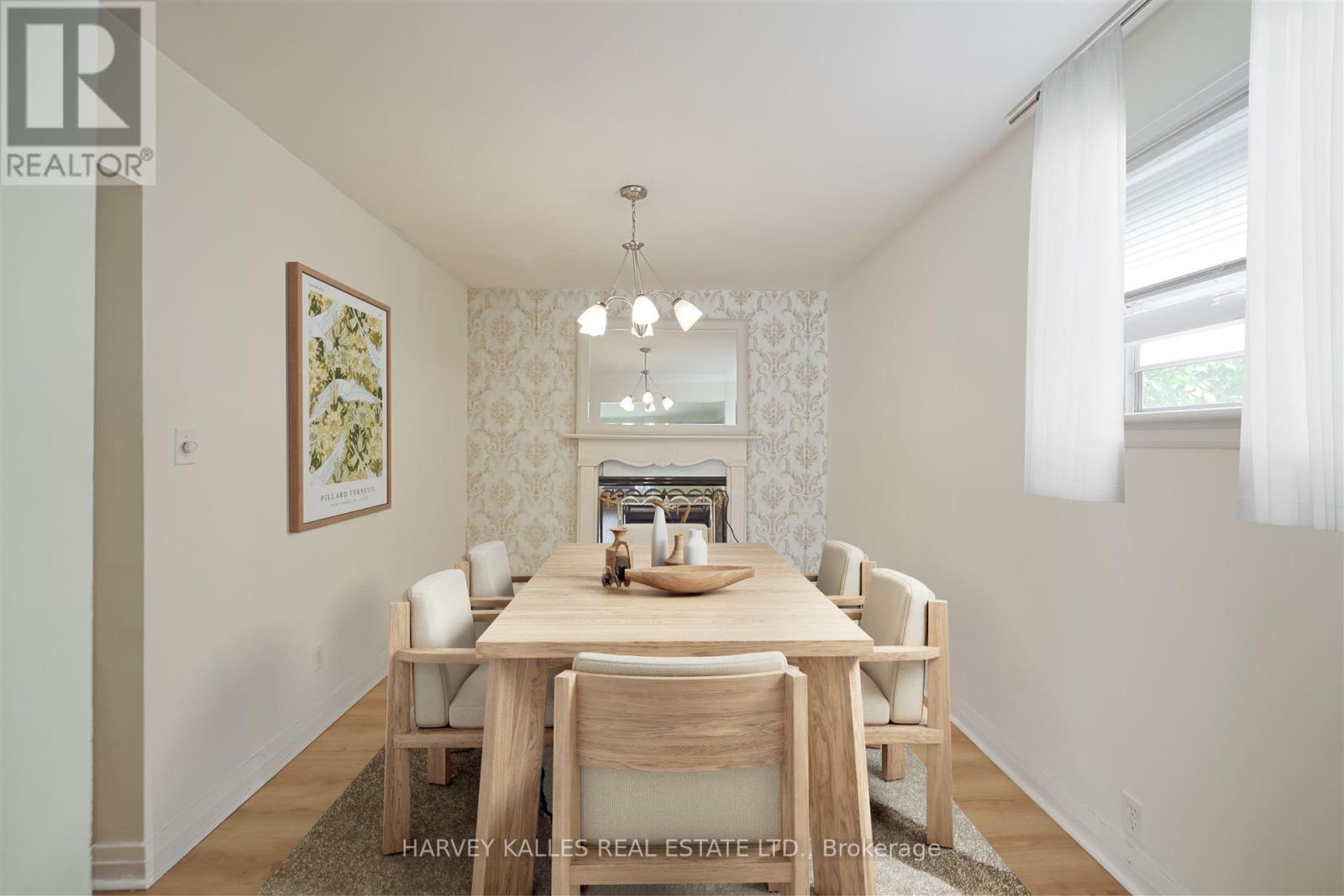 247 Jennings Crescent, Oakville, Ontario  L6L 1W2 - Photo 17 - W12206204