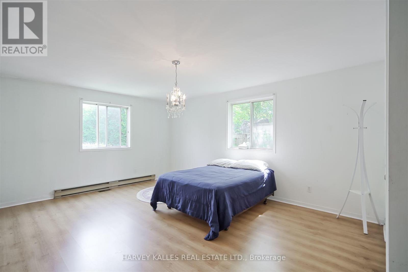 247 Jennings Crescent, Oakville, Ontario  L6L 1W2 - Photo 26 - W12206204