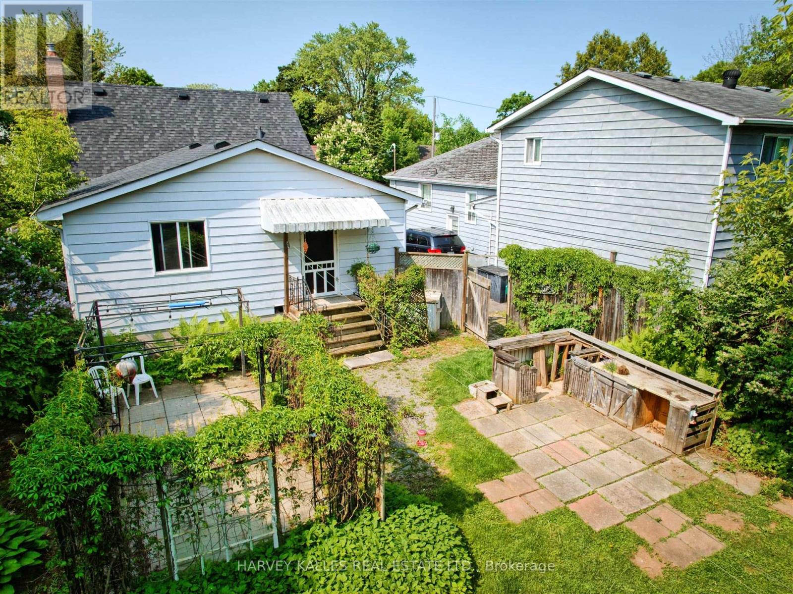 247 Jennings Crescent, Oakville, Ontario  L6L 1W2 - Photo 33 - W12206204