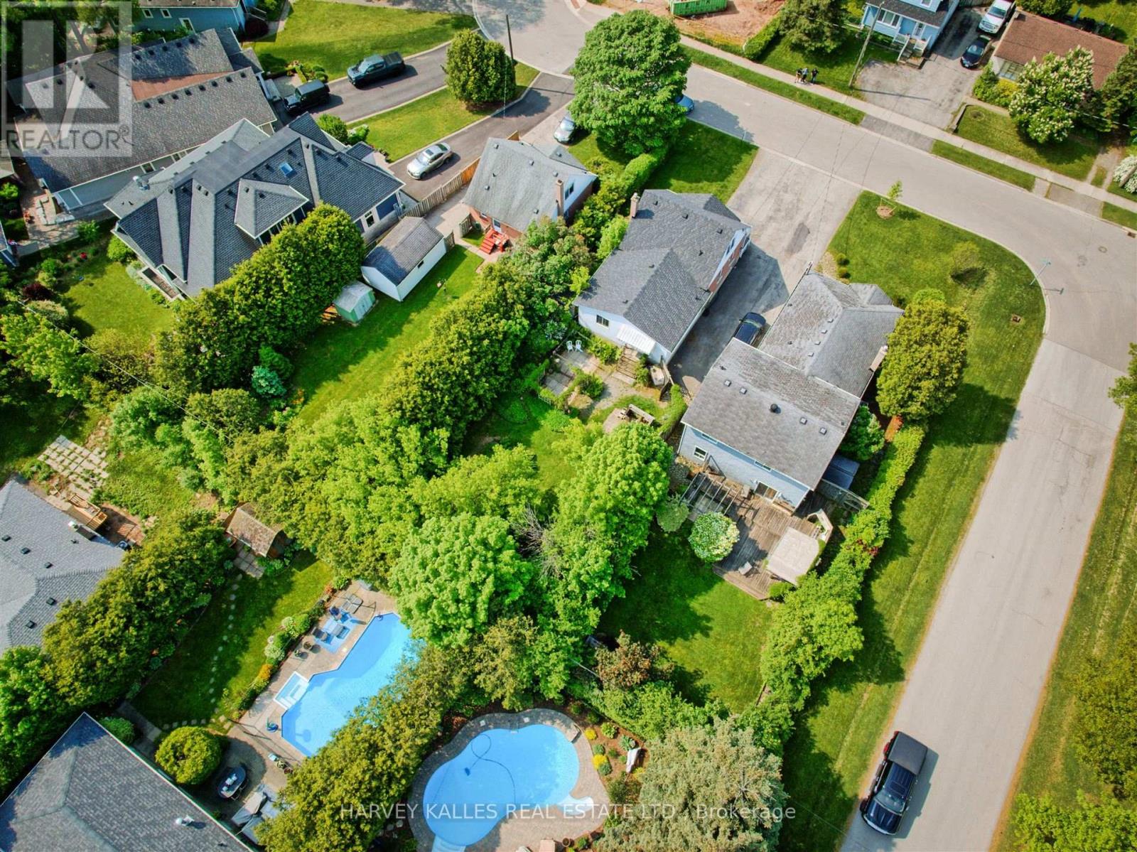 247 Jennings Crescent, Oakville, Ontario  L6L 1W2 - Photo 41 - W12206204