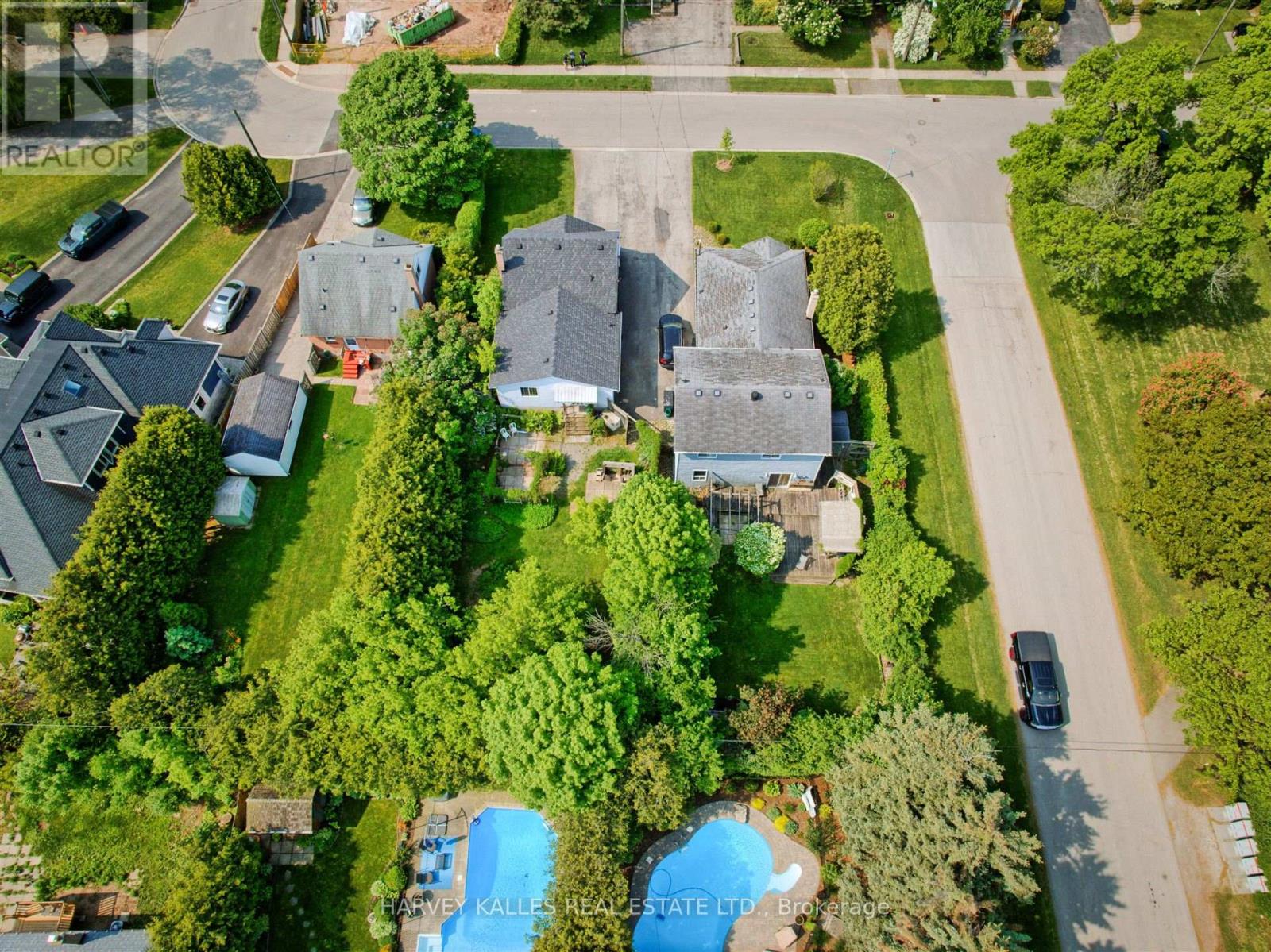 247 Jennings Crescent, Oakville, Ontario  L6L 1W2 - Photo 42 - W12206204