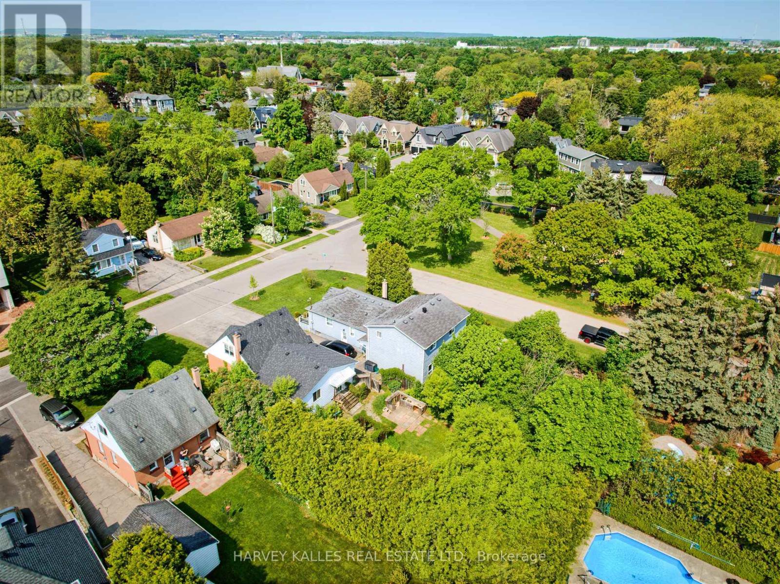 247 Jennings Crescent, Oakville, Ontario  L6L 1W2 - Photo 43 - W12206204