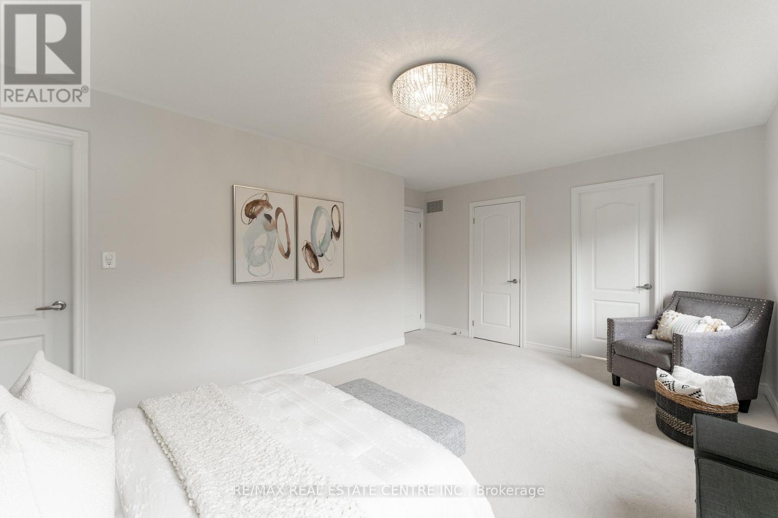 3344 Pottery Drive, Burlington, Ontario  L7M 0L3 - Photo 24 - W12206228