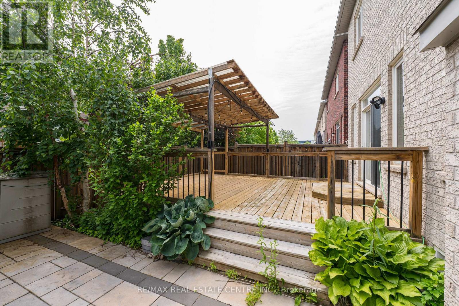 3344 Pottery Drive, Burlington, Ontario  L7M 0L3 - Photo 45 - W12206228