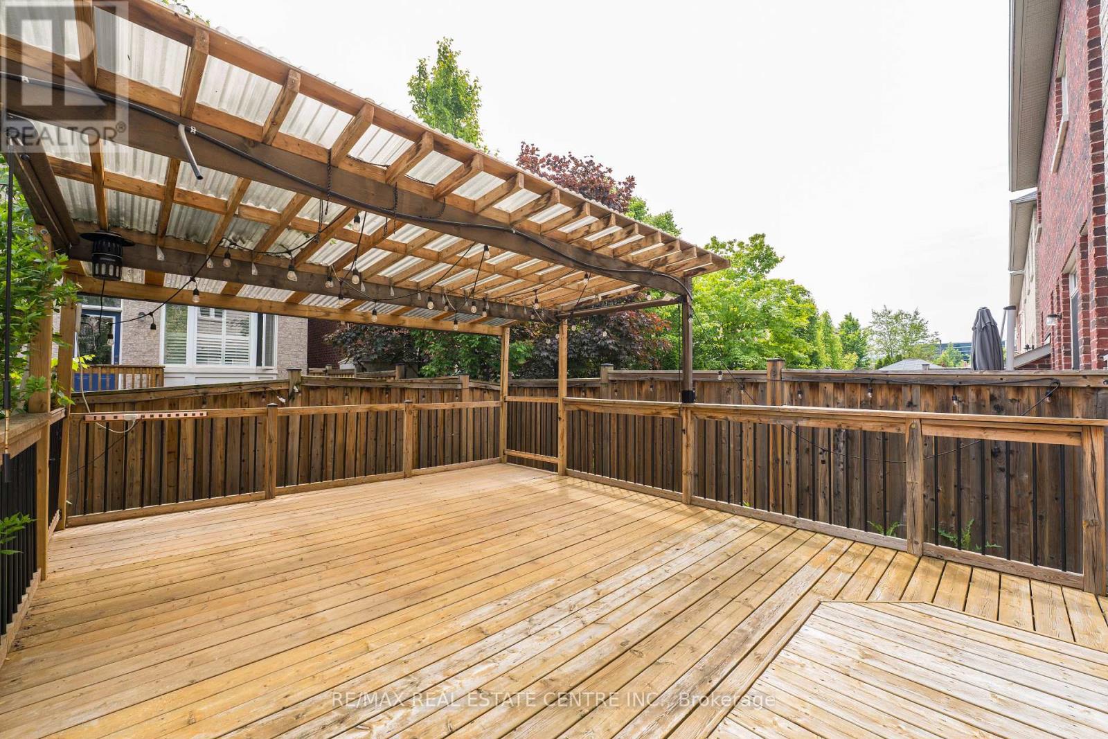 3344 Pottery Drive, Burlington, Ontario  L7M 0L3 - Photo 46 - W12206228