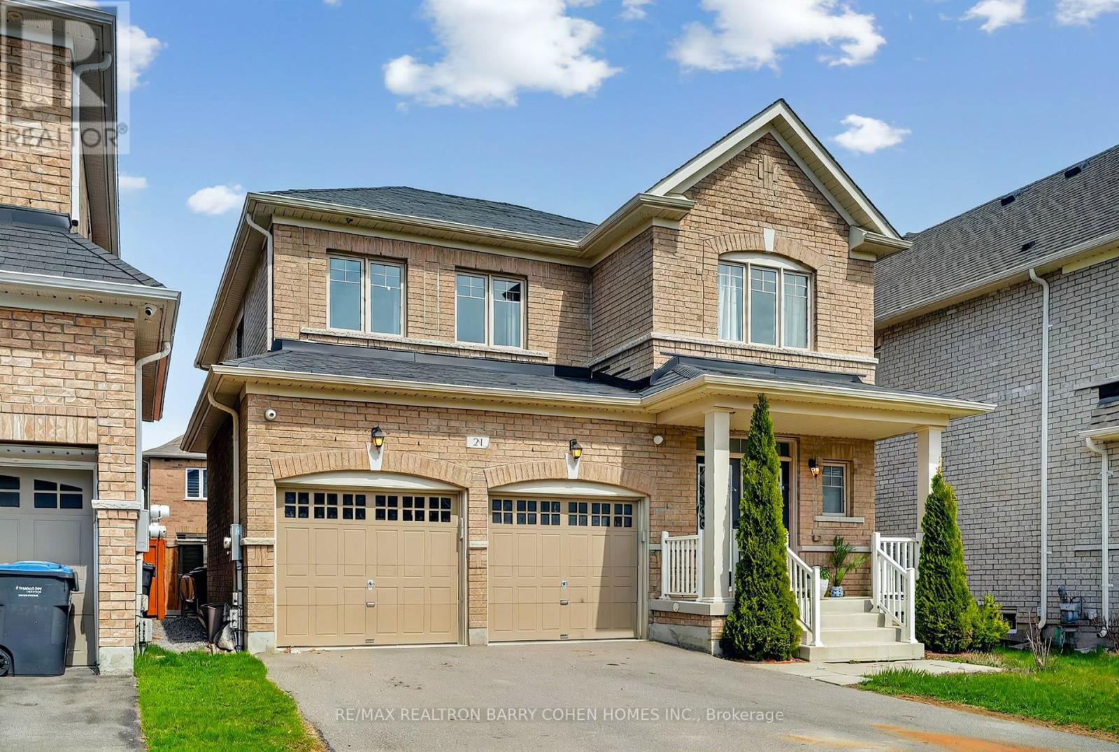 21 Meadowcreek Road, Caledon, Ontario  L7C 3Y9 - Photo 1 - W12206246
