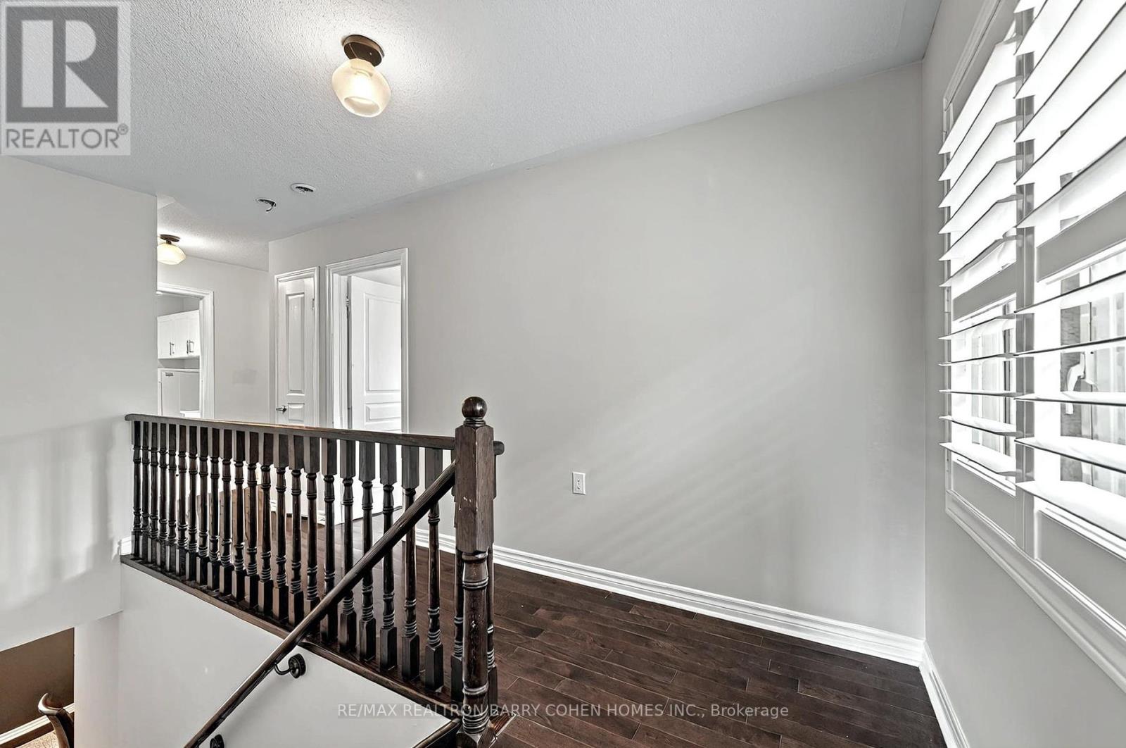 21 Meadowcreek Road, Caledon, Ontario  L7C 3Y9 - Photo 11 - W12206246