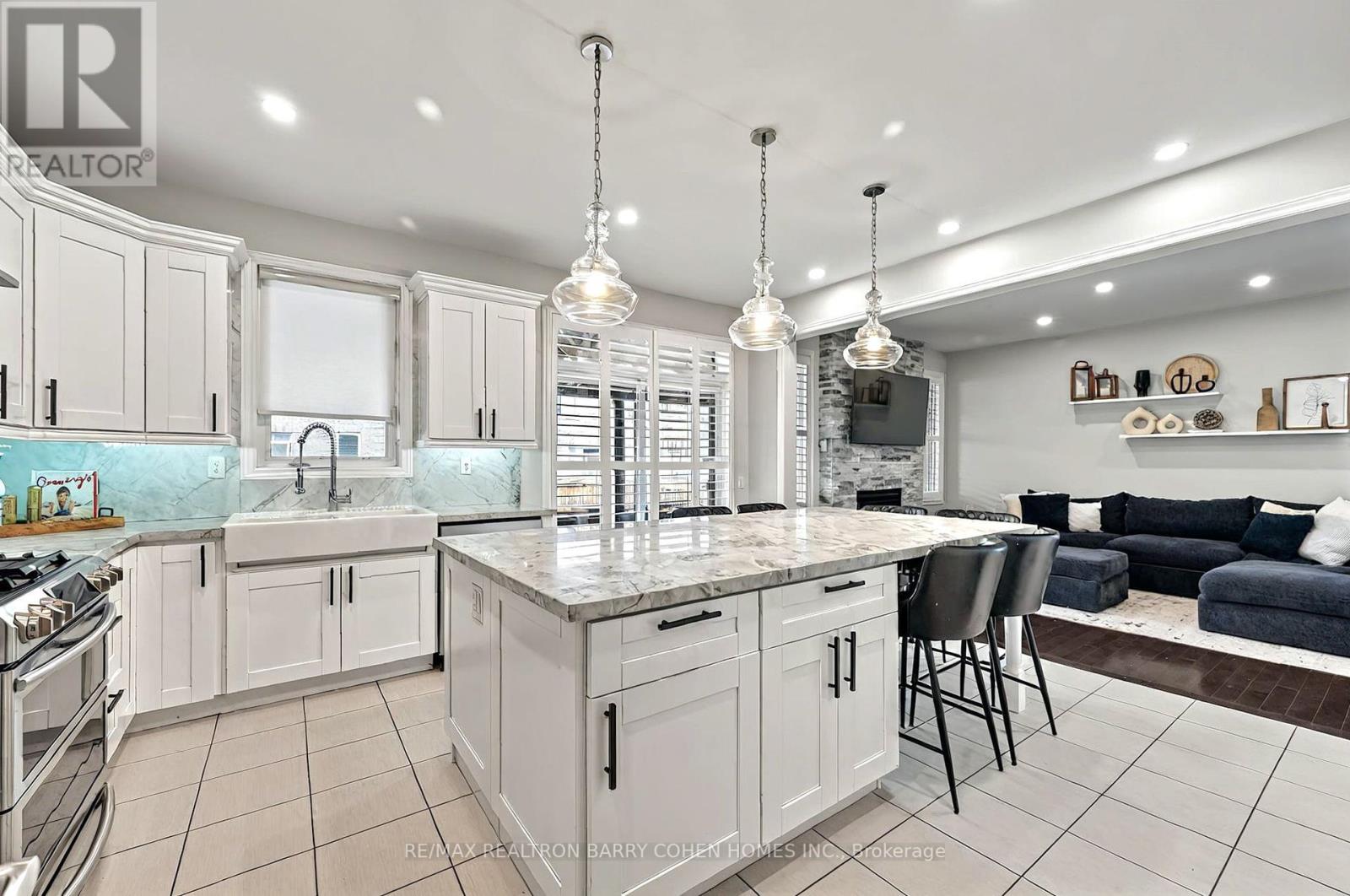 21 Meadowcreek Road, Caledon, Ontario  L7C 3Y9 - Photo 9 - W12206246