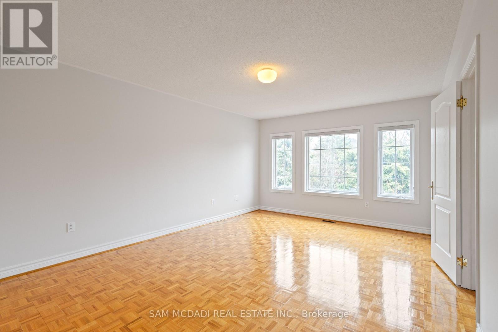 2221 Robinwood Court, Mississauga, Ontario  L5M 5B8 - Photo 31 - W12206249