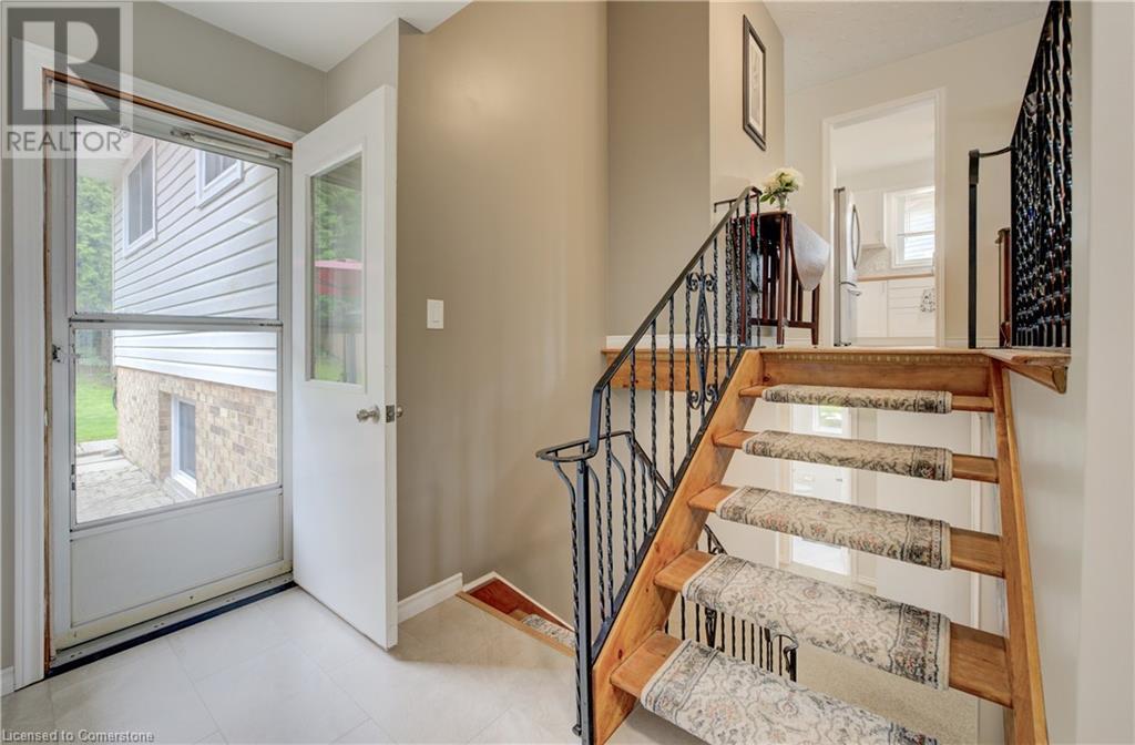15 Silcox Place, Woodstock, Ontario  N4S 8M8 - Photo 5 - 40738564