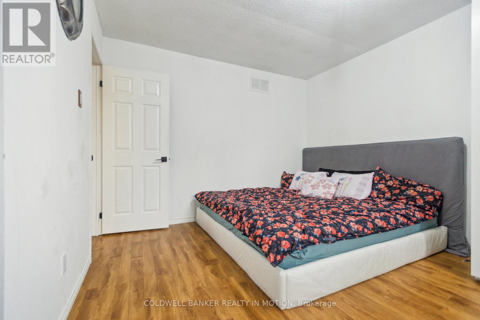 74 Fairgreen Close, Cambridge, Ontario  N1T 1T7 - Photo 17 - X12206252