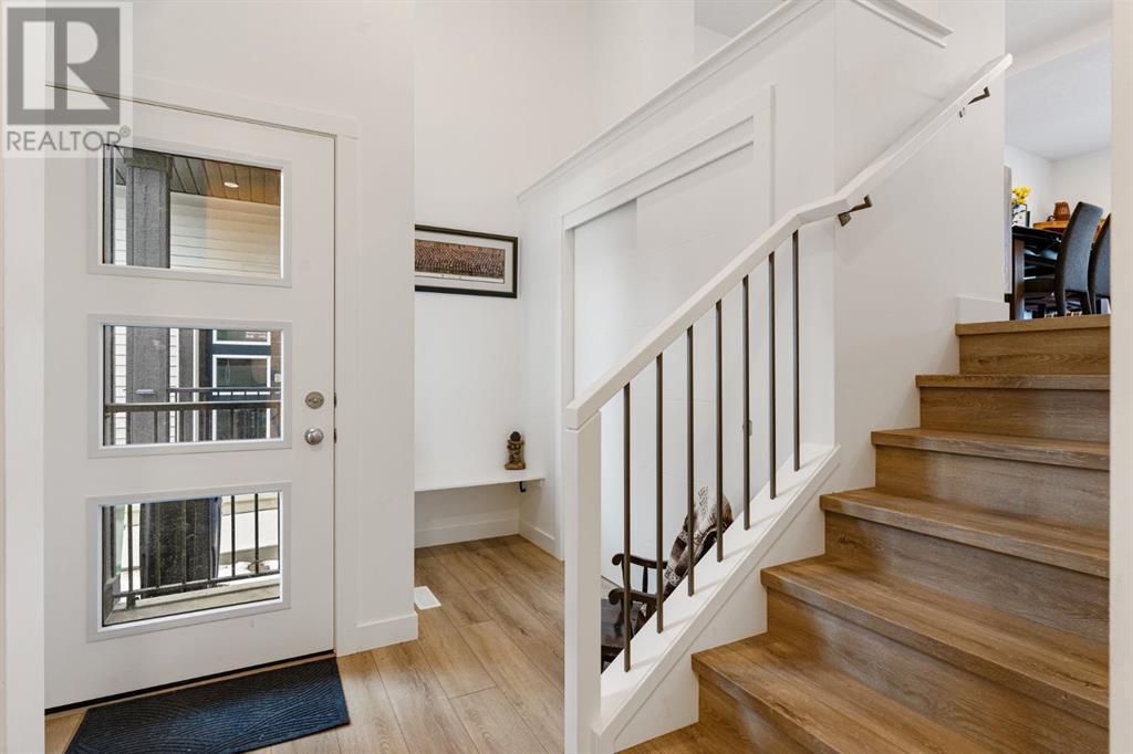 Property at 243 Heritage Heights image 4
