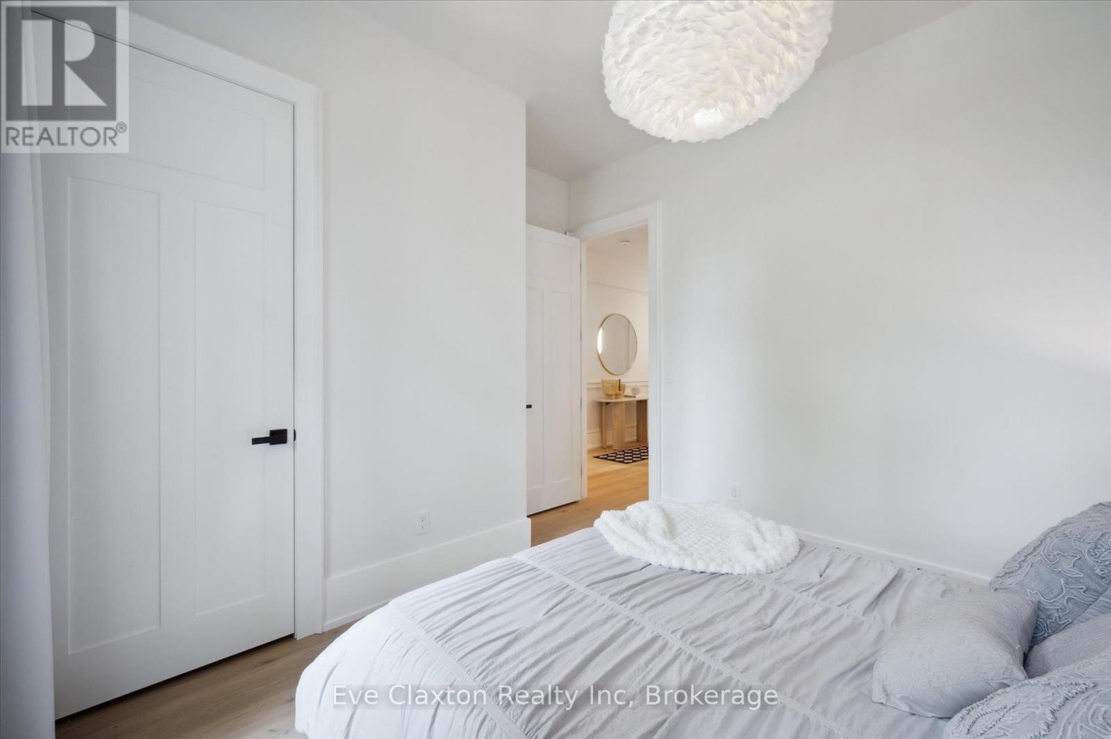 435 Laurel Street, Cambridge, Ontario  N3H 3Y7 - Photo 9 - X12206350