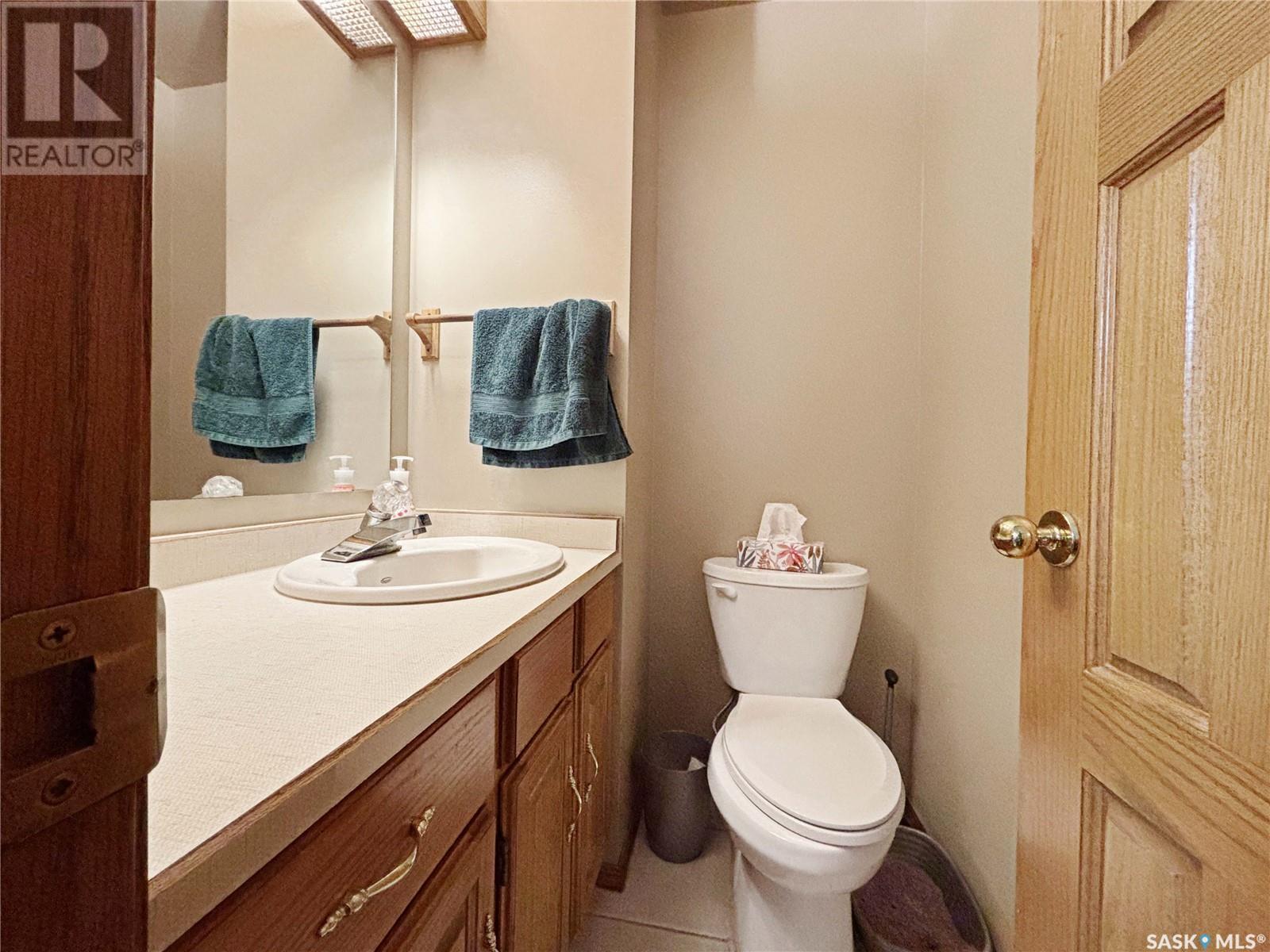 215 Hogg Way, Saskatoon, Saskatchewan  S7N 3W4 - Photo 16 - SK008813