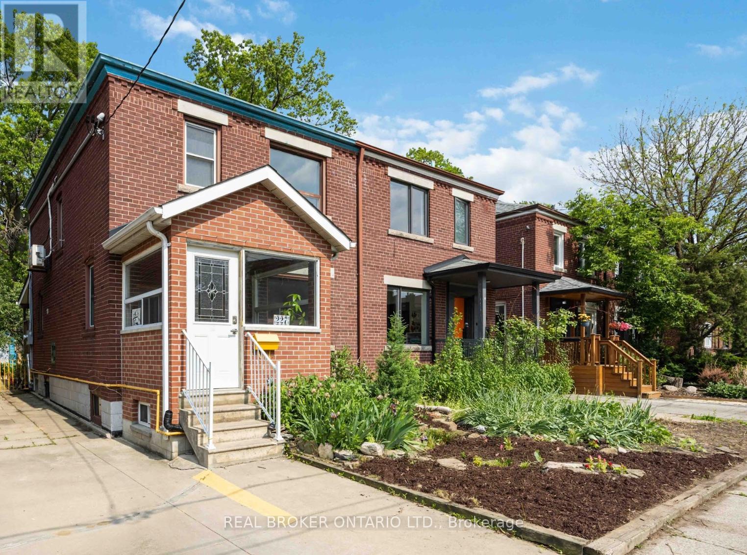 227 Jane Street, Toronto, Ontario  M6S 3Y8 - Photo 1 - W12198640
