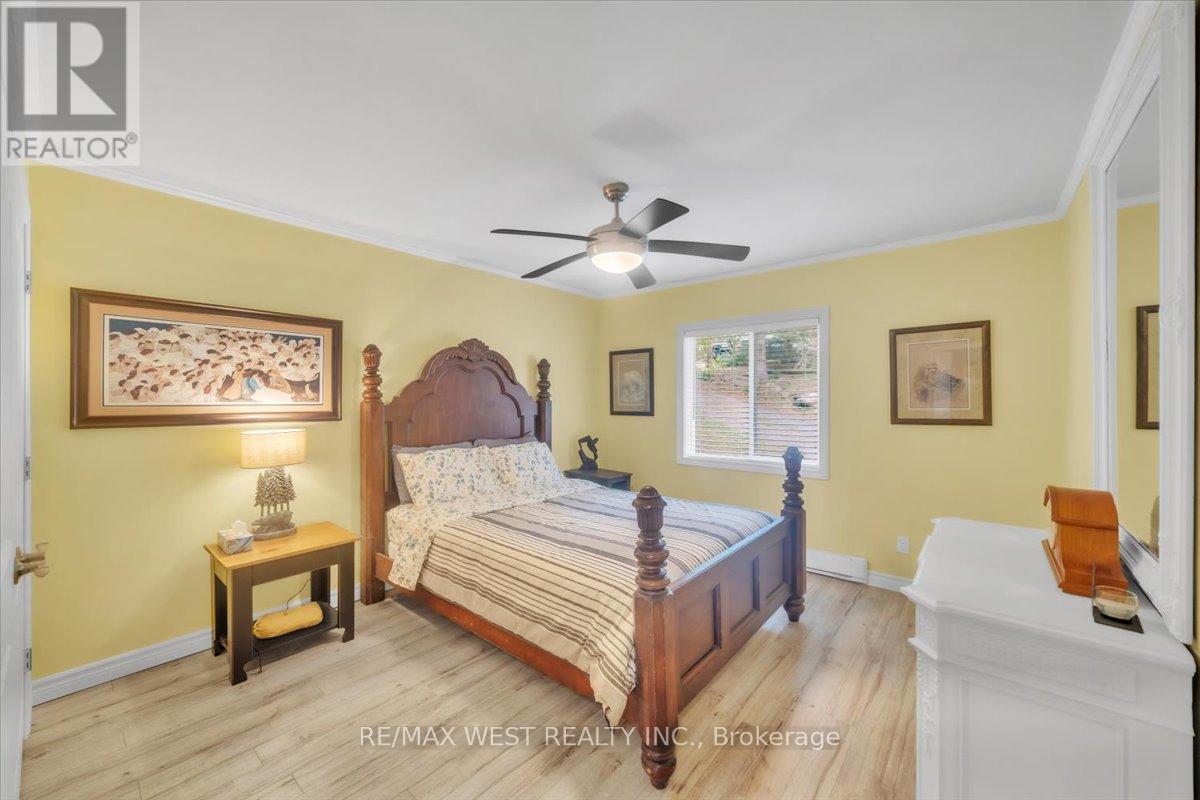 1017 Rays Lane, Minden Hills, Ontario  K0M 2K0 - Photo 12 - X12131966