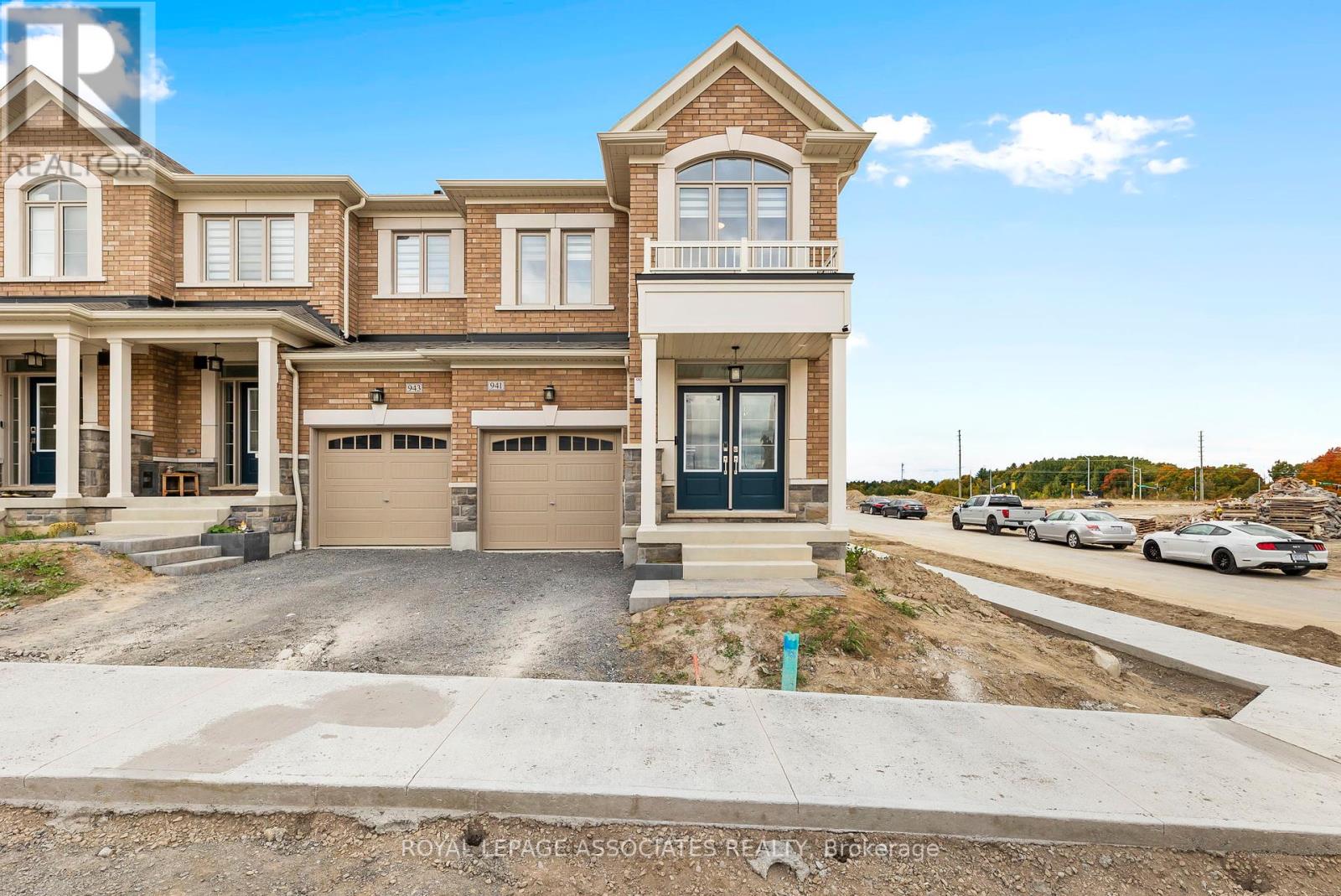941 GROSBEAK TRAIL, Pickering, Ontario