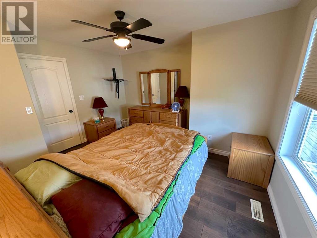 4406 58 Streetclose, Rocky Mountain House, Alberta  T4T 0A1 - Photo 14 - A2225972