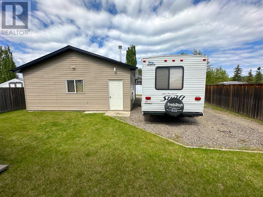4406 58 Streetclose, Rocky Mountain House, Alberta  T4T 0A1 - Photo 27 - A2225972