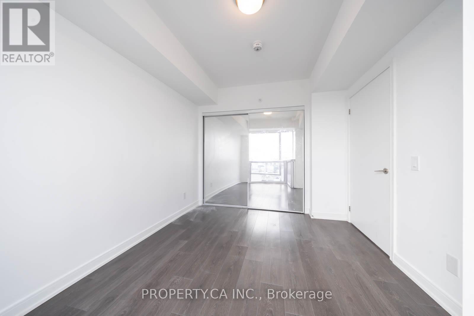 2404 - 30 Samuel Wood Way, Toronto, Ontario  M9B 0H9 - Photo 12 - W12117579