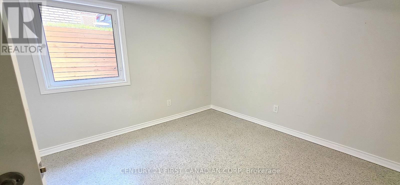 1319 Wilton Avenue, London East (East N), Ontario  N5W 2H5 - Photo 15 - X12206515