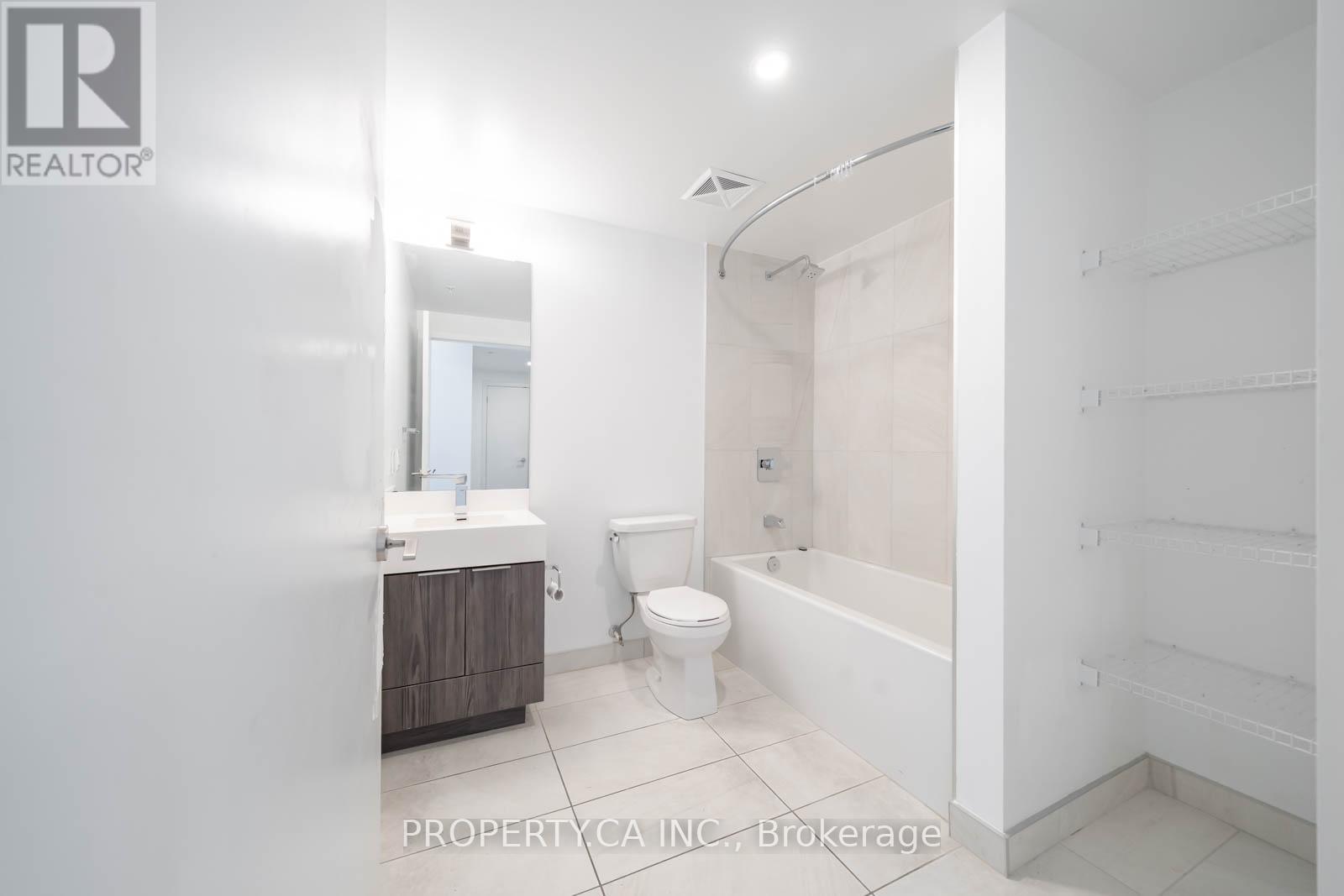 2404 - 30 Samuel Wood Way, Toronto, Ontario  M9B 0H9 - Photo 16 - W12117579