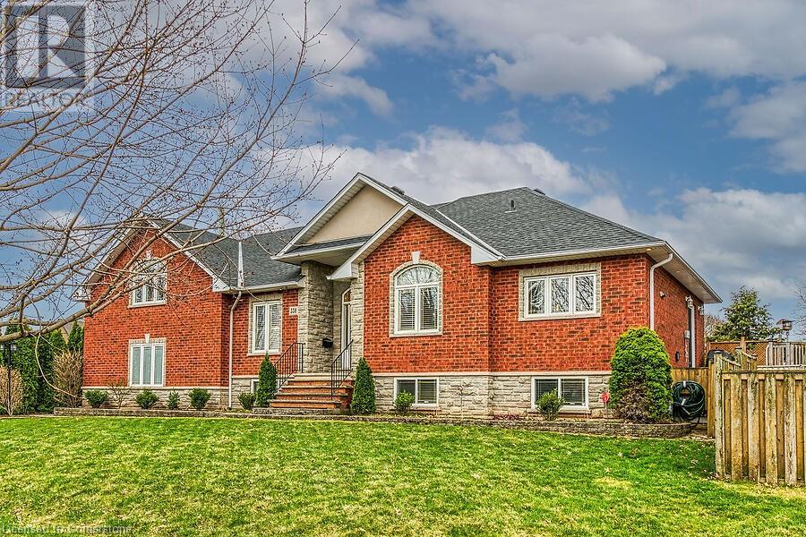 338 Central Avenue, Grimsby, Ontario  L3M 4W7 - Photo 2 - 40738963