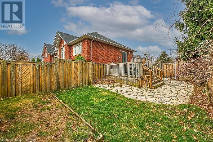 338 Central Avenue, Grimsby, Ontario  L3M 4W7 - Photo 39 - 40738963