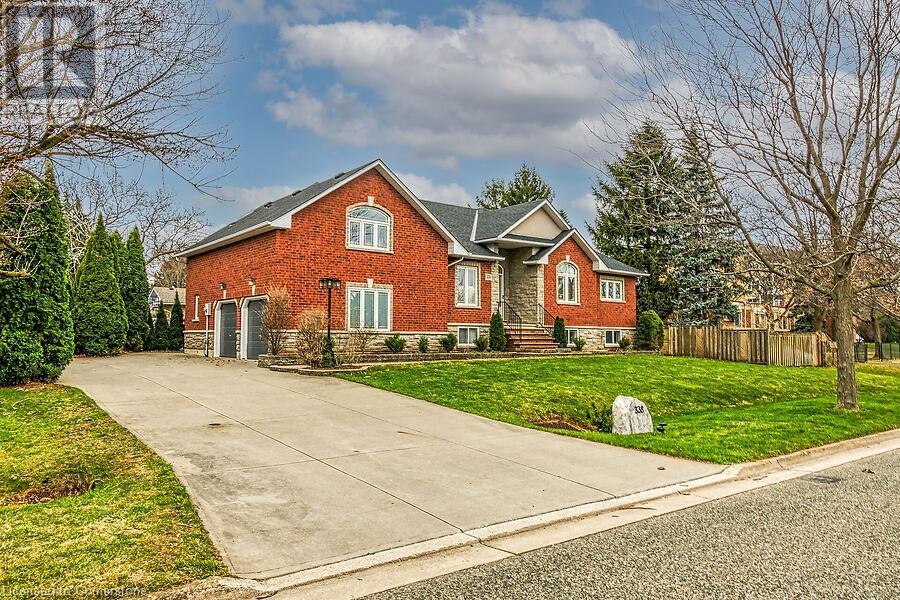 338 Central Avenue, Grimsby, Ontario  L3M 4W7 - Photo 4 - 40738963