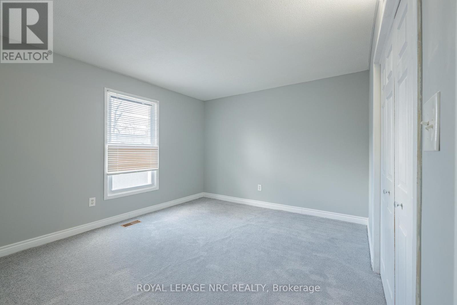 4160 Dorchester Road, Niagara Falls (Morrison), Ontario  L2E 6N2 - Photo 11 - X12206457