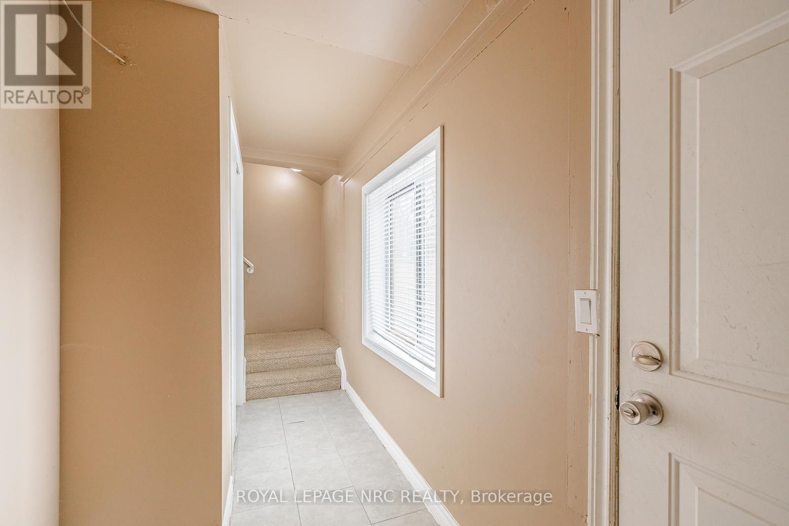 4160 Dorchester Road, Niagara Falls (Morrison), Ontario  L2E 6N2 - Photo 15 - X12206457