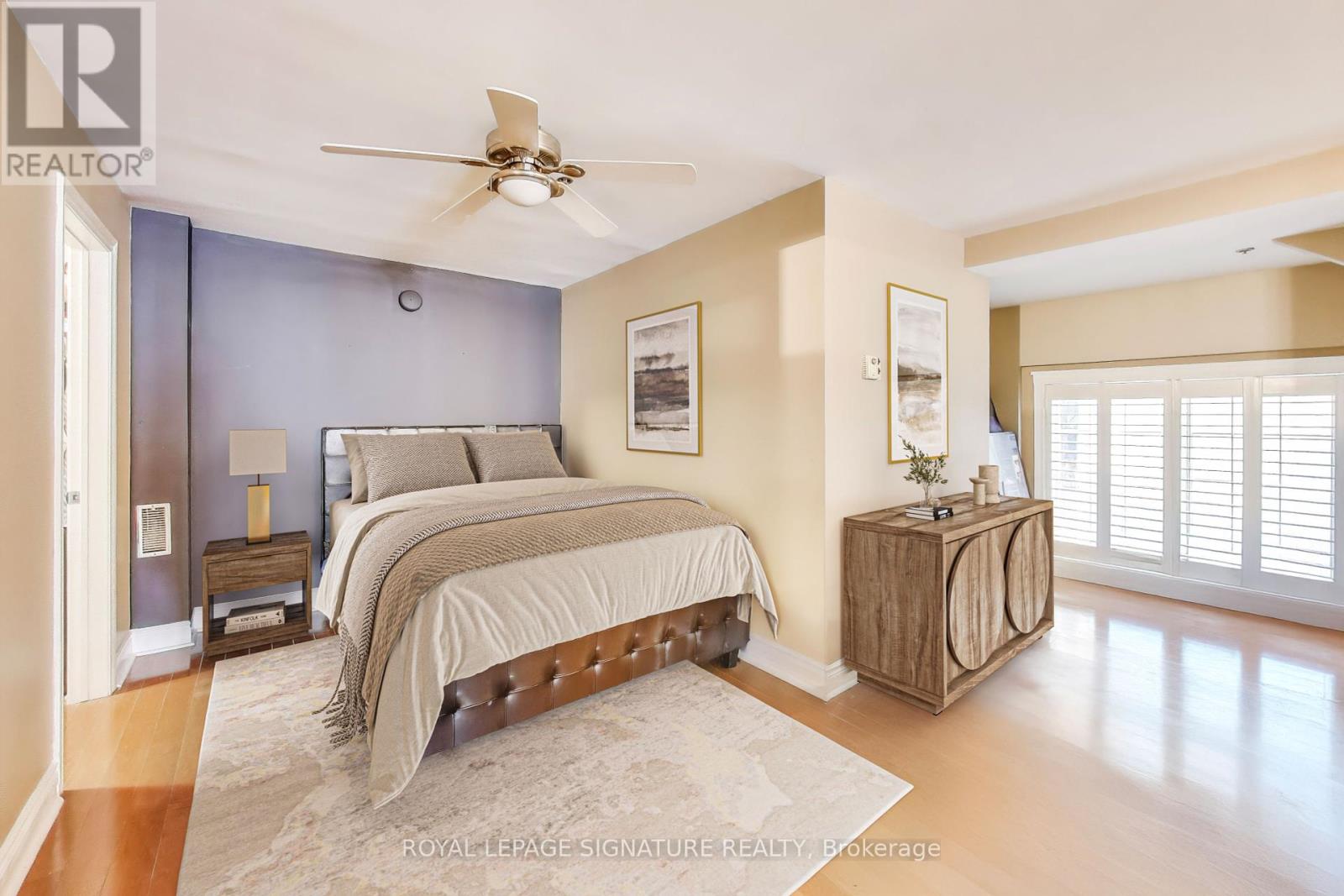 72 St. Patrick Street, Toronto, Ontario  M5T 1V1 - Photo 8 - C12206278