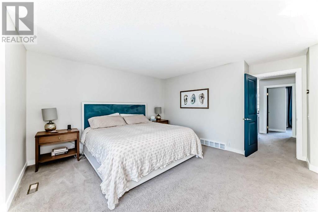 315 Woodpark Court Sw, Calgary, Alberta  T2W 6E6 - Photo 23 - A2228217