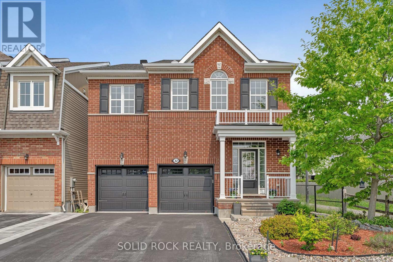 32 Solaris Drive, Ottawa, Ontario  K2M 0L6 - Photo 2 - X12206516