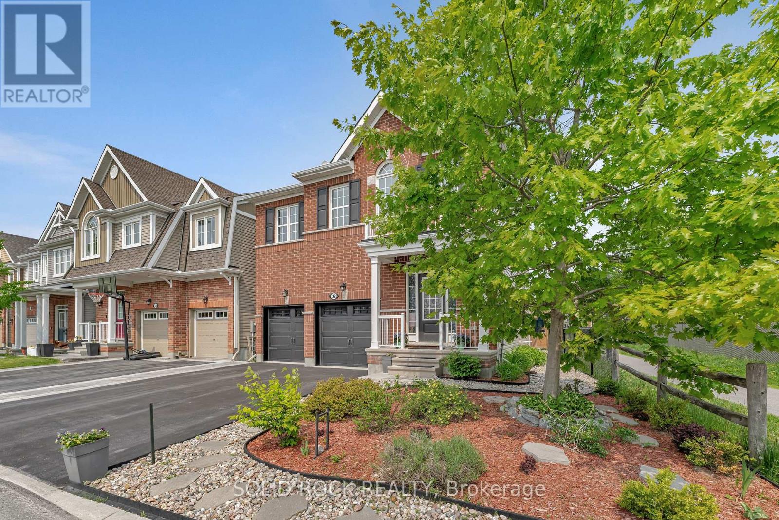 32 Solaris Drive, Ottawa, Ontario  K2M 0L6 - Photo 4 - X12206516